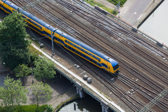 train-arial-560x373.jpg