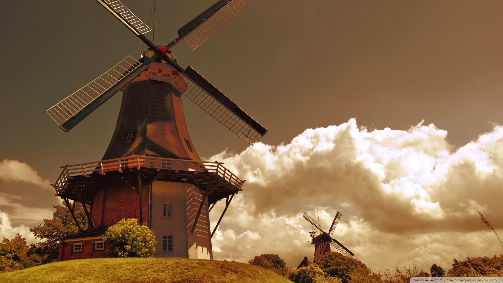 windmills-in-the-netherlands_00434280.jpg
