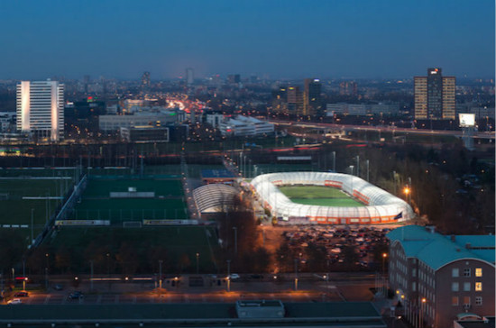 schaatsbaan-rotterdam-van-bovenaf_meitu_2.jpg