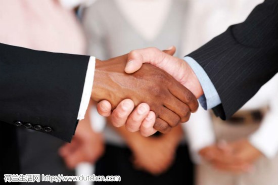 business-handshake_meitu_1.jpg