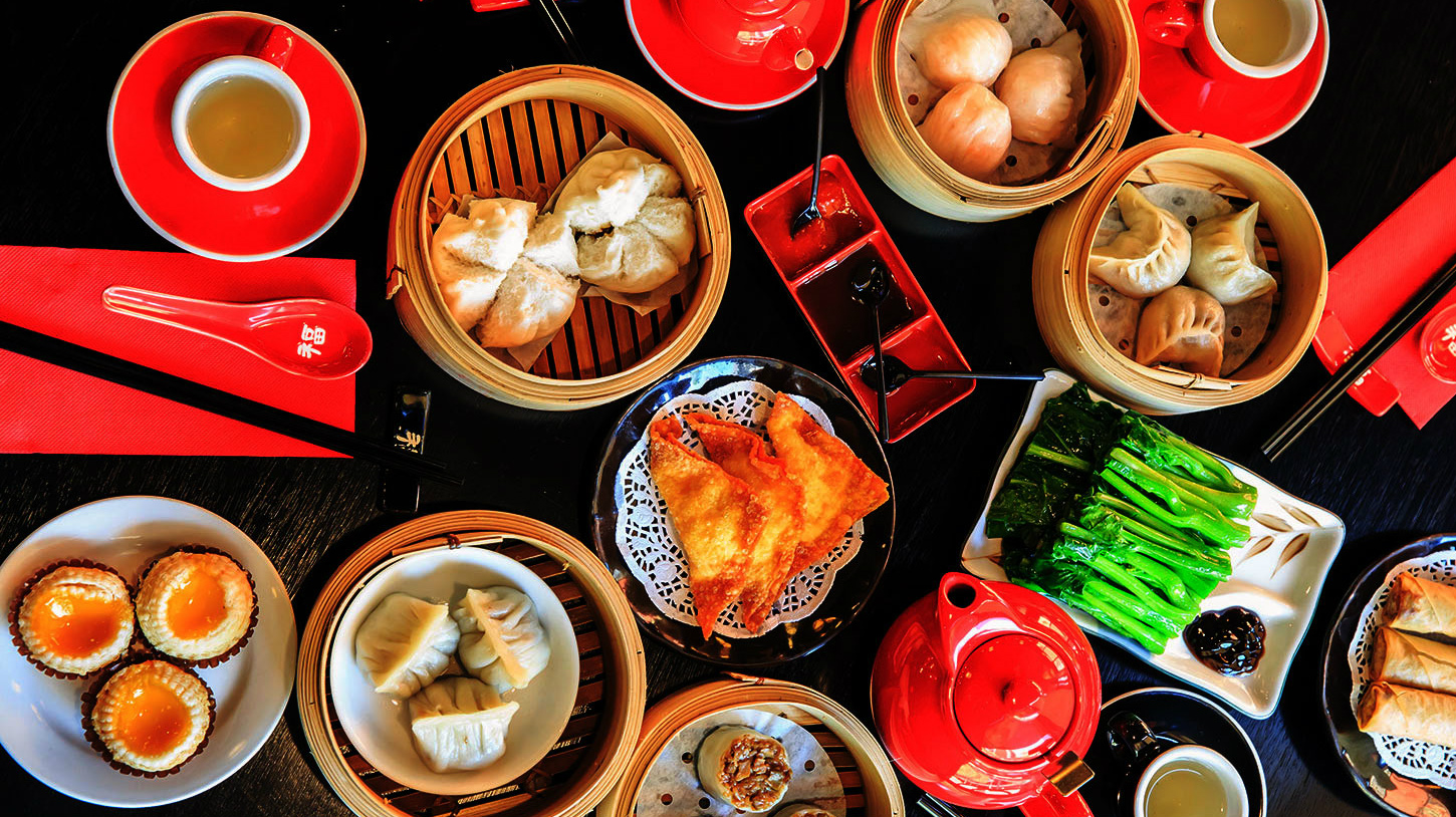 china_tea_service_during_dim_sum_time_1_meitu_4.jpg