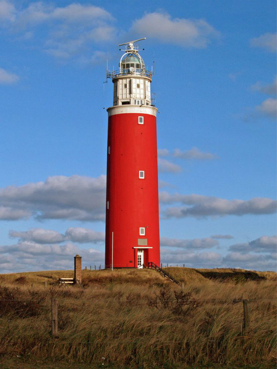 f60c8685747ee7af17ba23a0dc2c25a9--the-netherlands-lighthouses_meitu_4.jpg