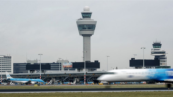 schiphol_001.jpg