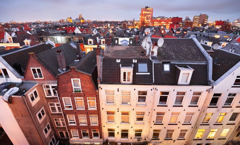 houses-amsterdam-skyline.jpg