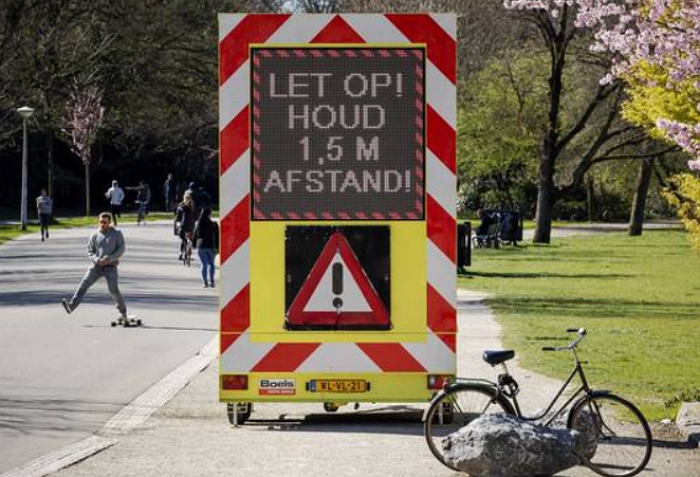 快讯！荷兰政府从11月24日起强制执行1.5米社交距离规定