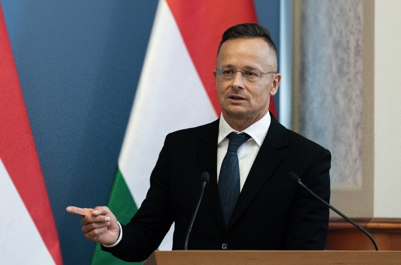 没有办法的选择，匈牙利外长宣布用卢布支付俄罗斯天然气