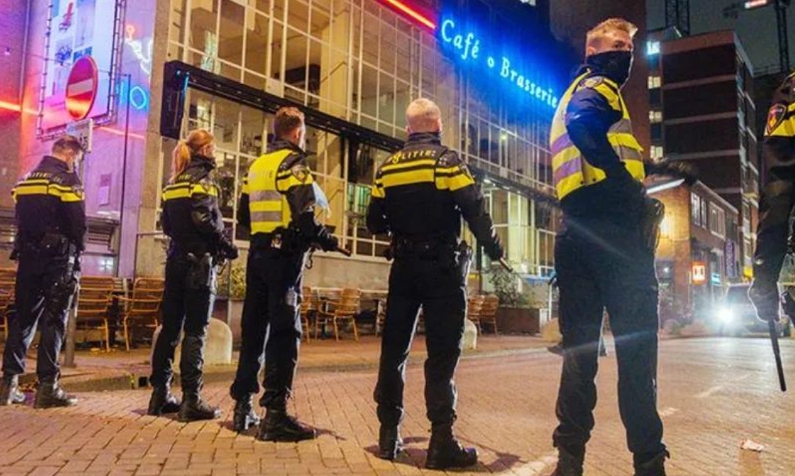 荷兰暴力袭警事件连续五年上升，他们面临的威胁是…