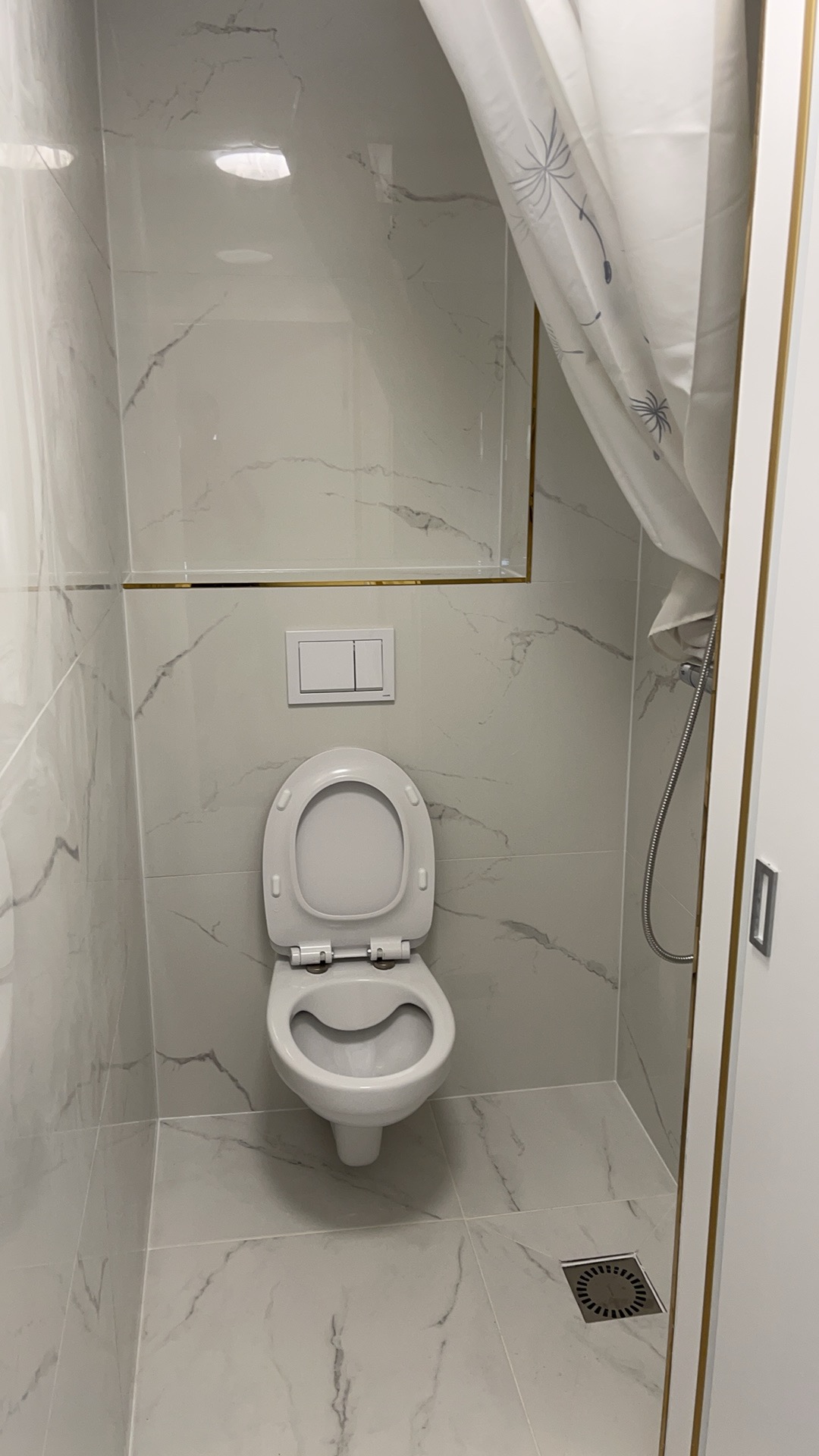 4ac838ab6027a59549ff434832e42460 2.jpg